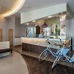 Pod Kasztanami Hotel 3*